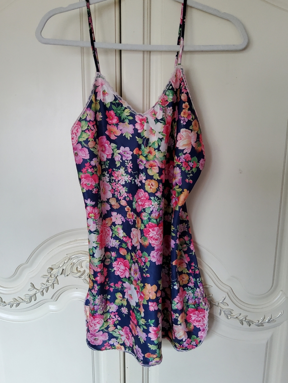 Gorgeous 80s/90s I nterludes Navy Rose Floral Satin And Lace Slip Chemise Dress